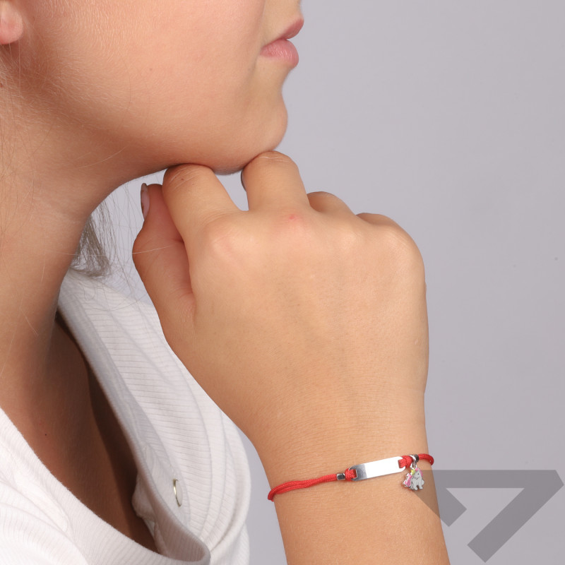 Bransoletka srebrna dziecięca sznurkowa z blaszką i wiszącym kucykiem