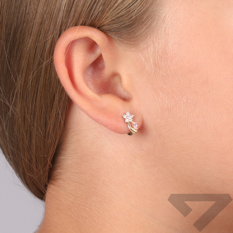 Kolczyki złote dla dziewczynki kwiatek z łodygą próba 375