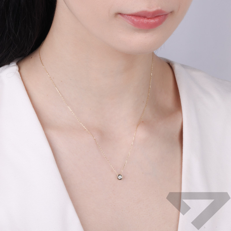 Naszyjnik złoty z białą cyrkonią