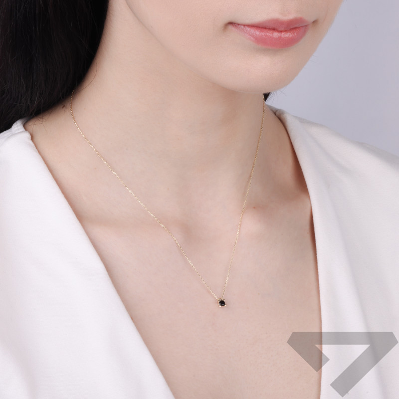 Naszyjnik złoty z czarną cyrkonią