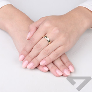 Pierścionek złoty serce z cyrkoniami