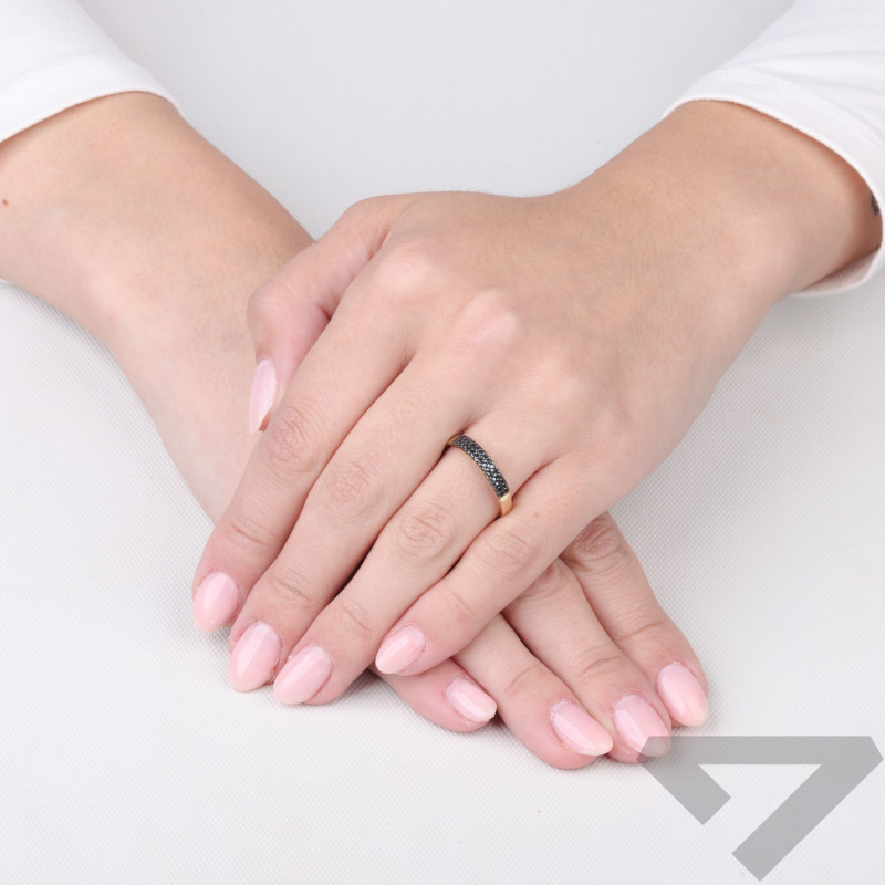 Pierścionek złoty dwa rzędy czarnych cyrkonii