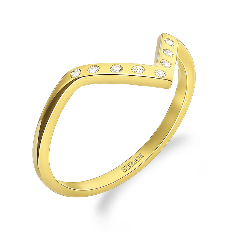 Pierścionek złoty szpic z białymi cyrkoniami