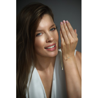 Naszyjnik srebrny koloru złotego z wisiorkiem z perłą i cyrkonią serce