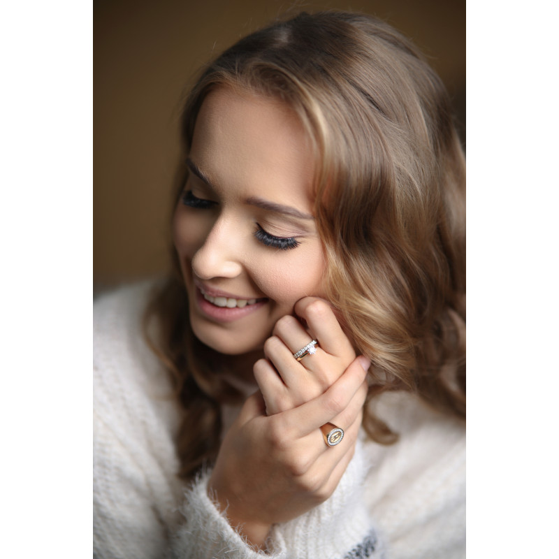 Pierścionek zaręczynowy z diamentem laboratoryjnym 0,71 ct