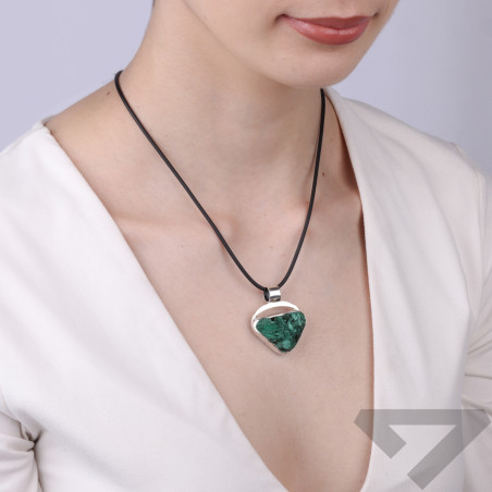 Wisiorek srebrny z malachitem z Kongo