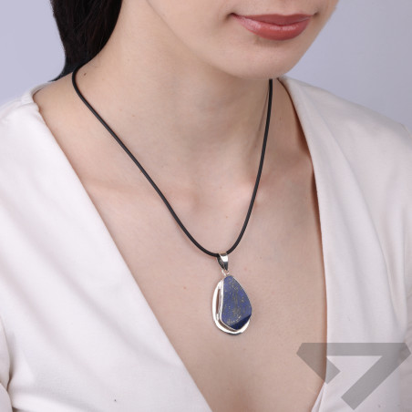 Wisior z lapis lazuli Afganistan