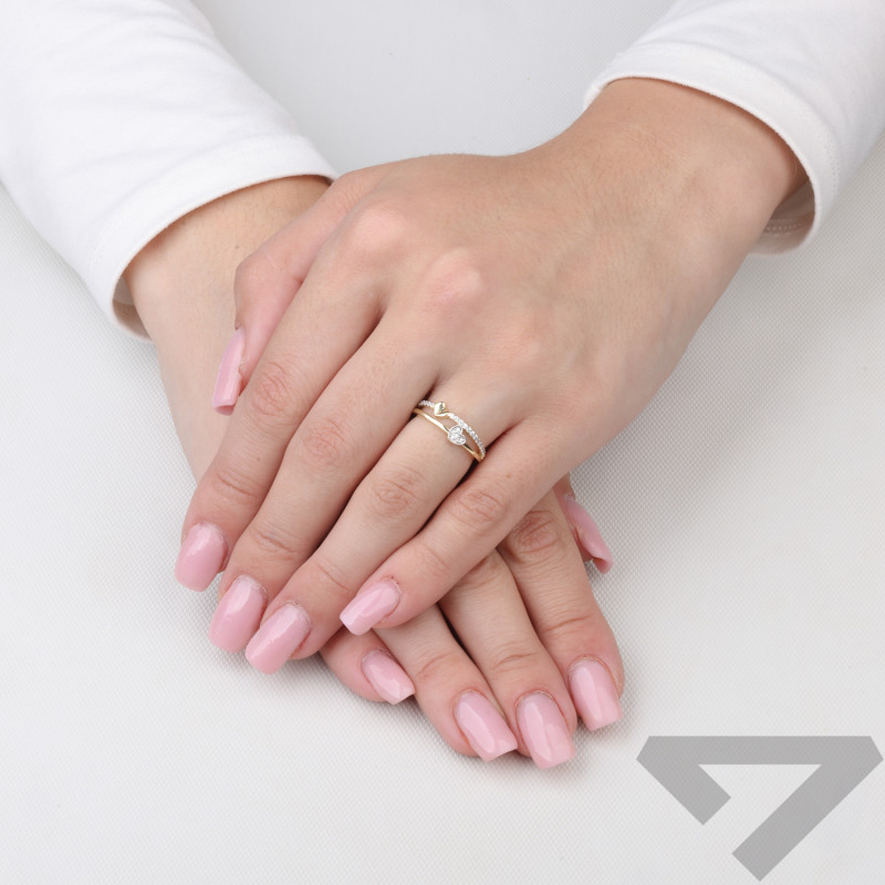 Pierścionek złoty podwójne serce gładkie i z cyrkoniami