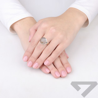 Pierścionek metaloplastyka z brassem i kwarcem