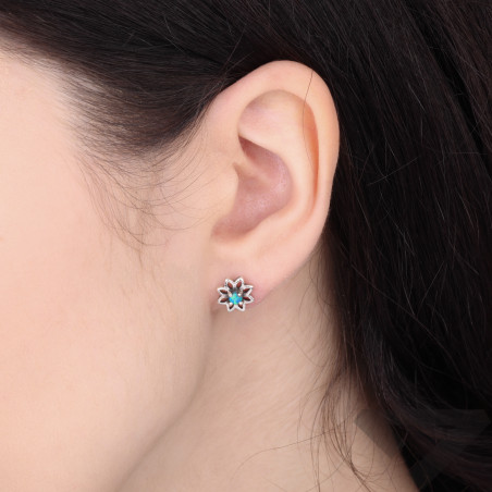 Kolczyki kwiatki ramka z opalem niebieskim jubilerskim, srebro 925