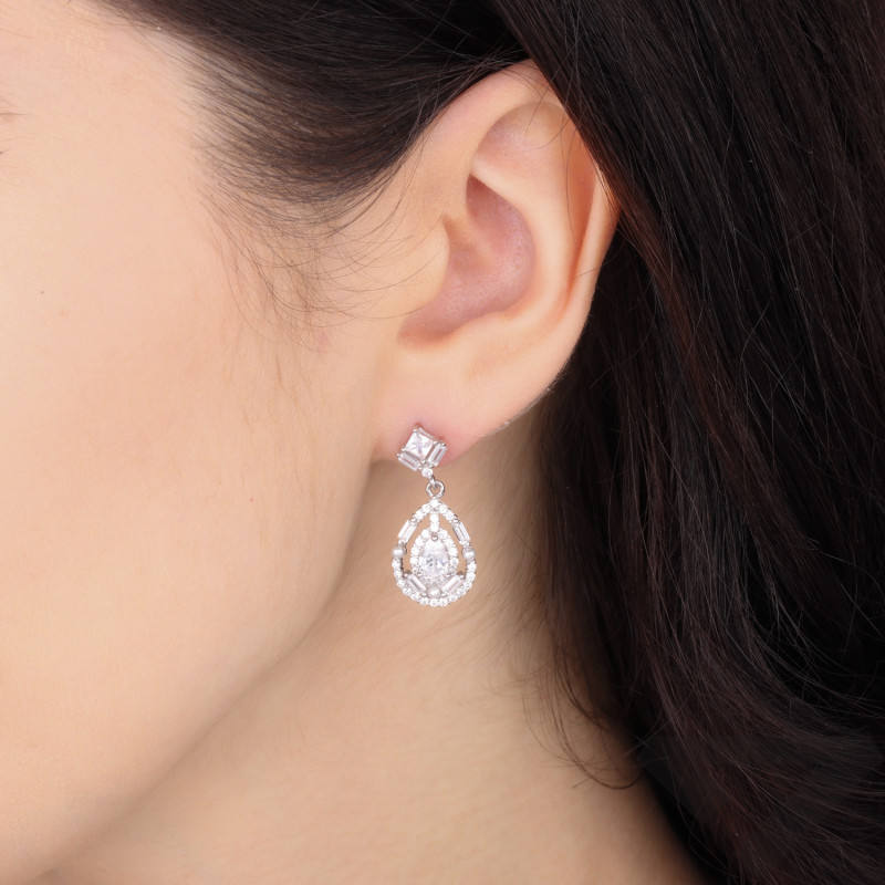 Kolczyki wiszące krople z cyrkoniami o różnym szlifie, srebro 925