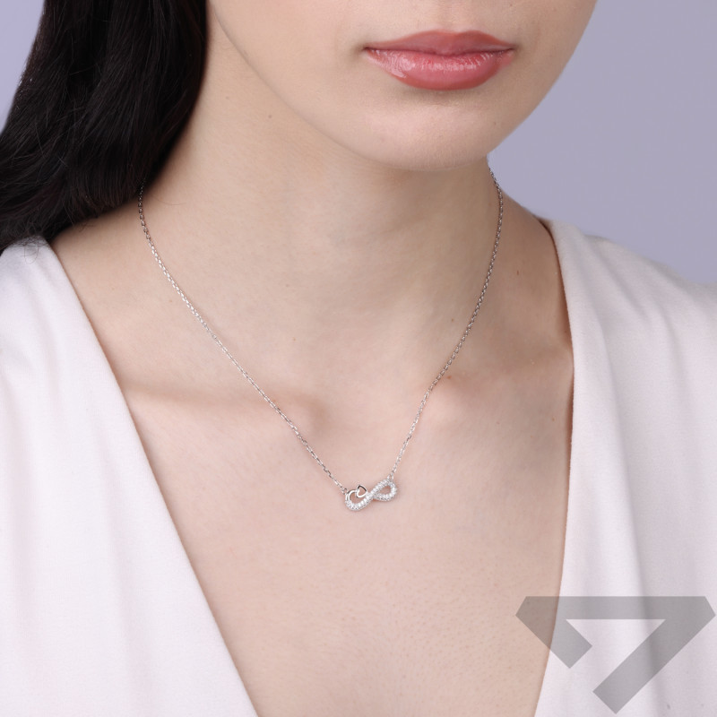 Naszyjnik infinity z cyrkoniami i sercem, srebro 925