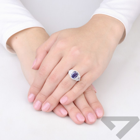 Pierścionek z cyrkonią filetową i z cyrkioniami białymi o różnym szlifie srebro 925