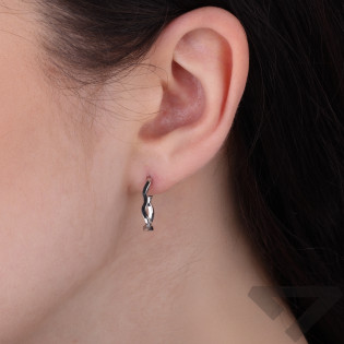 Kolczyki trójkąt falowany otwarty ze srebra 925