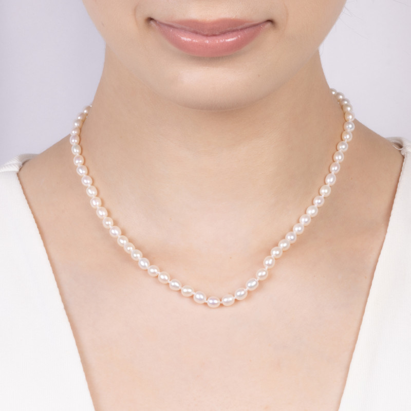 Naszyjnik srebrny z białymi perłami jubilerskimi/kulka A AT476 próba 925