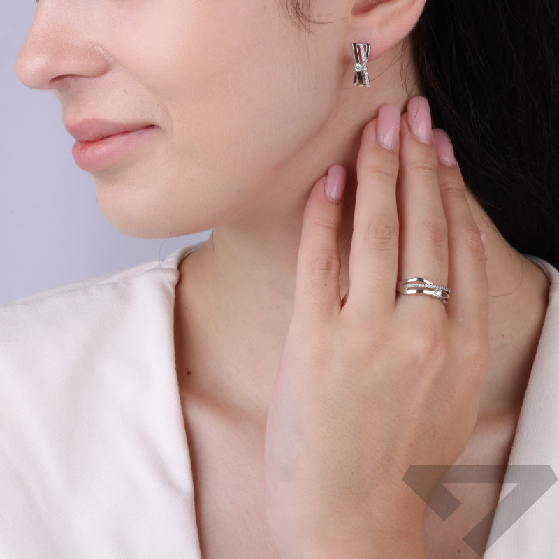 Kolczyki srebrne Line przeplatane z cyrkoniami i blaszkami ze złota 375