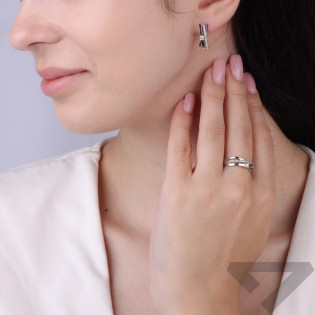 Pierścionek srebrny Line przeplatany z cyrkoniami i blaszkami ze złota 375