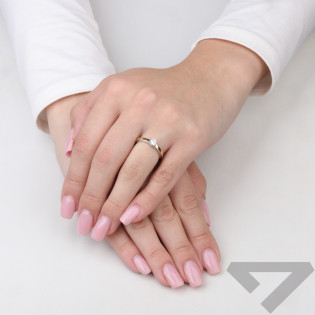 Pierścionek srebrny z cyrkonią i złotymi blaszkami 375