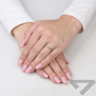 Pierścionek srebrny z markazytami w srebrnej oprawie próba 925