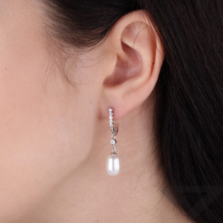 Kolczyki wiszące srebrne z owalną perłą i cyrkoniami próba 925