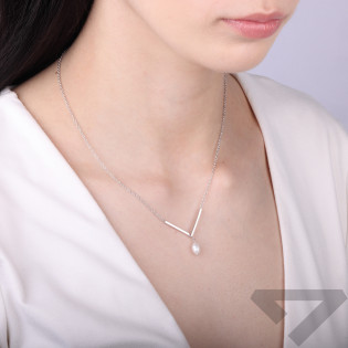 Naszyjnik NK perła b owal na V bl/rolo M3 M3-688 ROD Ag 925