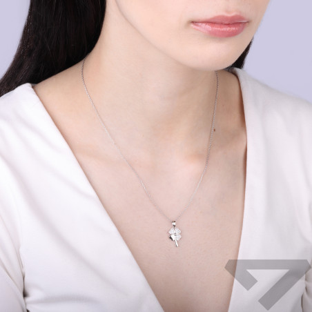 Zawieszka koniczyna z serc cyrblask NI CIZ00078 ROD Ag 925