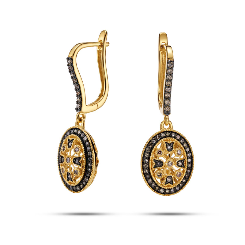 Kolczyki złote owal z szampańskimi diamentami zaprezentowane na Miss Spain Luna Negrín