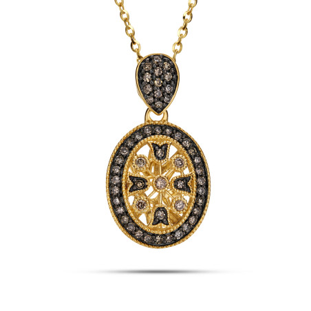 Wisiorek złoty z diamentami szampańskimi zaprezentowany przez Miss Spain Luna Negrín