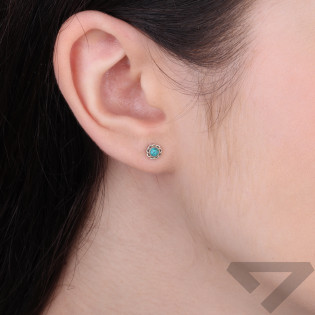 Kolczyki z turkusem oprawa w kształcie kwiatka srebro 925