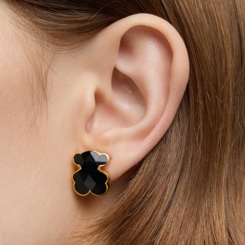 Kolczyki 16 mm ze srebra pokrytego 18-karatowym złotem, z misiem z onyksu TOUS Icon Color