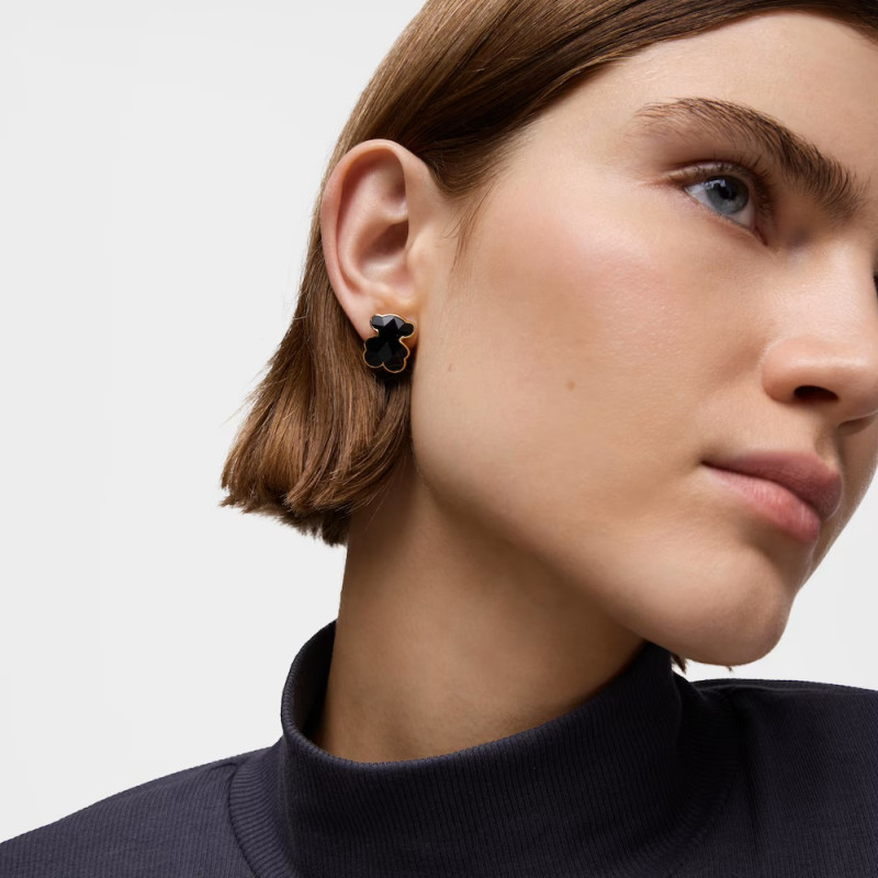 Kolczyki 16 mm ze srebra pokrytego 18-karatowym złotem, z misiem z onyksu TOUS Icon Color