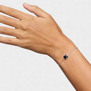 Bransoletka z łańcuszka ze srebra, z onyksowym charmsem w kształcie misia TOUS Icon Color