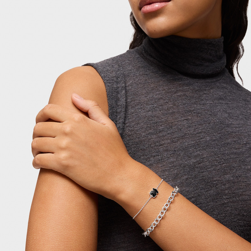 Bransoletka z łańcuszka ze srebra, z onyksowym charmsem w kształcie misia TOUS Icon Color