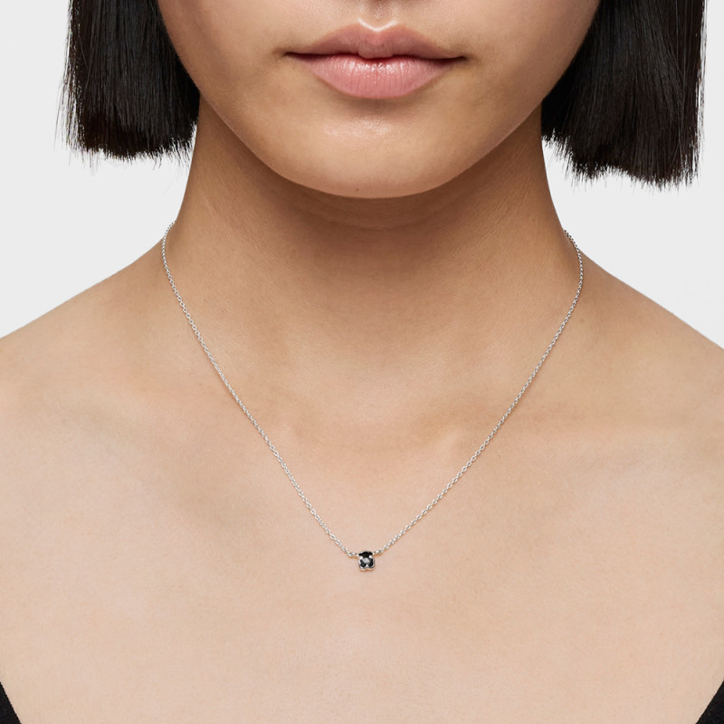 Krótki naszyjnik TOUS ze srebra z motywem małego misia z onyksu TOUS Icon Color