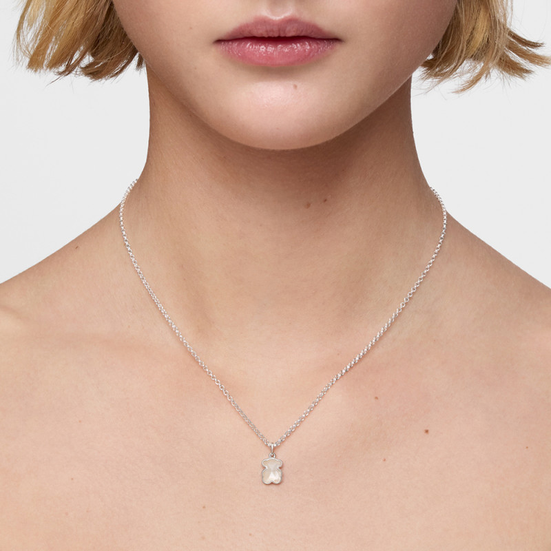 Krótki naszyjnik ze srebra z motywem misia z masy perłowej TOUS Icon Color