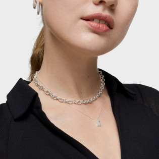 Krótki naszyjnik TOUS ze srebra z charmsem w kształcie misia Sweet Dolls