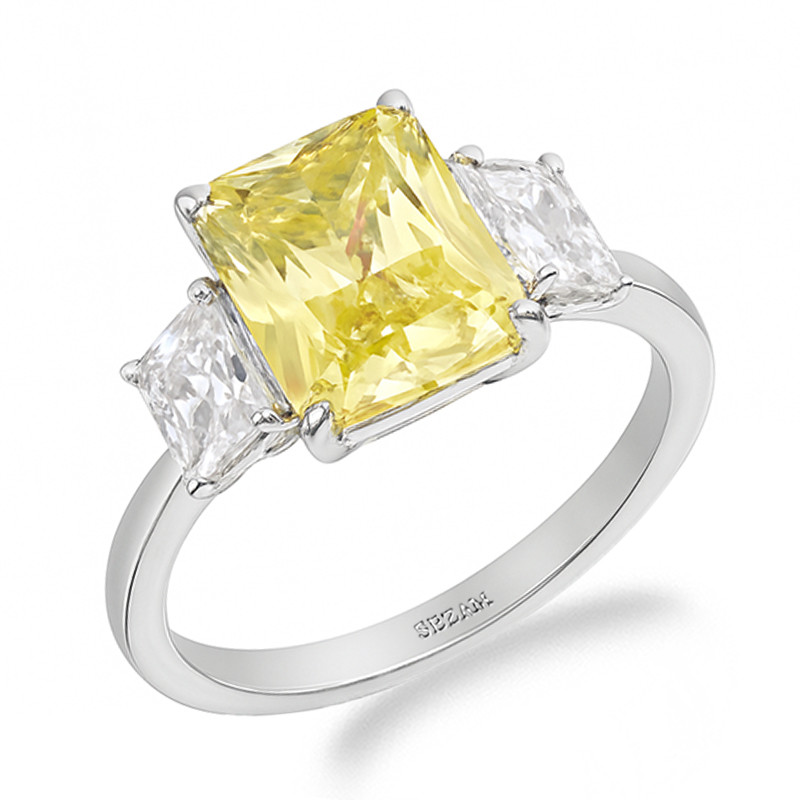 Pierścionek srebrny trzy cyrkonie i serca w koronie próba 925