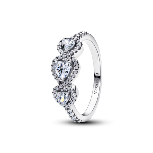 Pierścionek z trzema sercami w lśniącej obwódce 194413C01 Ag 925