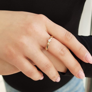 Pierścionek z diamentami Amor 0,166 ct ze złota 585