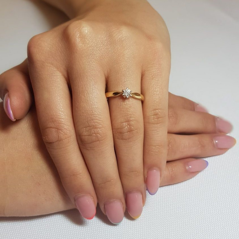 Pierścionek zaręczynowy Amor z diamentem 0,236 ct próba 585