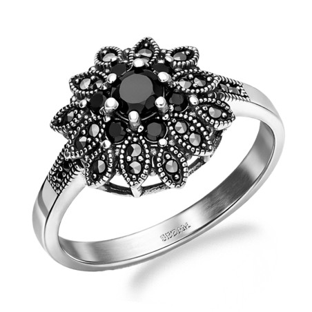 Pierścionek srebrny 925 oksydowany z onyksem i markazytami