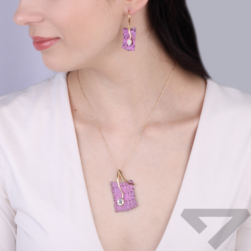 Wisiorek tytanowa blaszka ze srebrem 925 koloru złotego