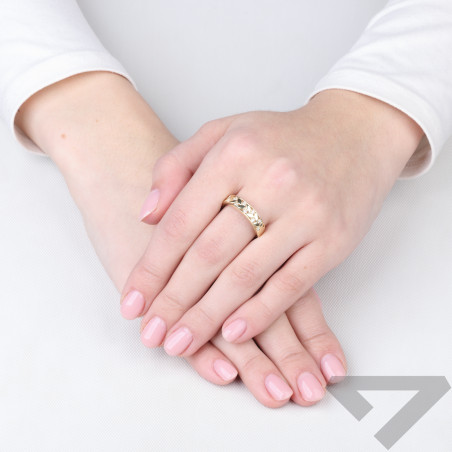 Pierścionek złoty ażurowe plecione listki z cyrkoniami próba 585