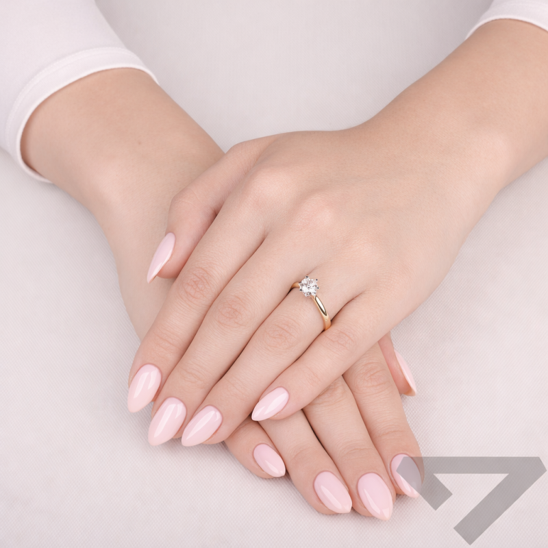 Pierścionek złoty Royal z brylantem wielkości 1,00 ct, złoto próby 585