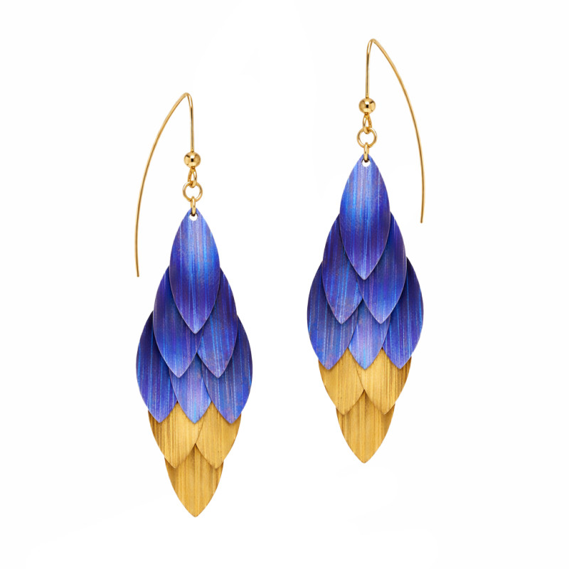 Kolczyki wiszące tytanowe piórka zapinane na rybkę