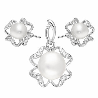 Komplet srebrnej biżuterii z perłami próba 925