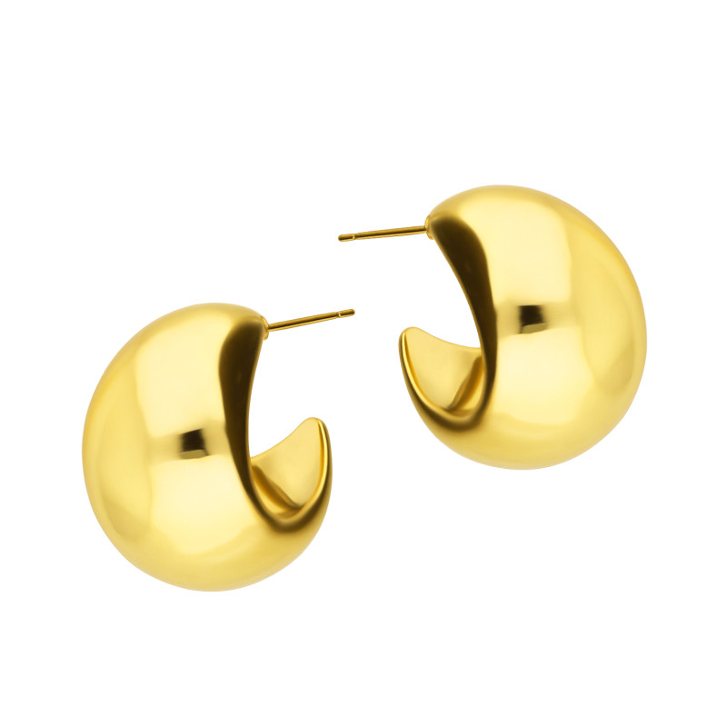 Kolczyki VIRAL kropla szeroka dmuchana zaprezentowane na Miss Albania Xhesika Pengili