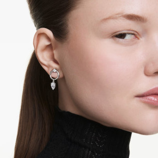 Długie kolczyki Mesmera ze stali