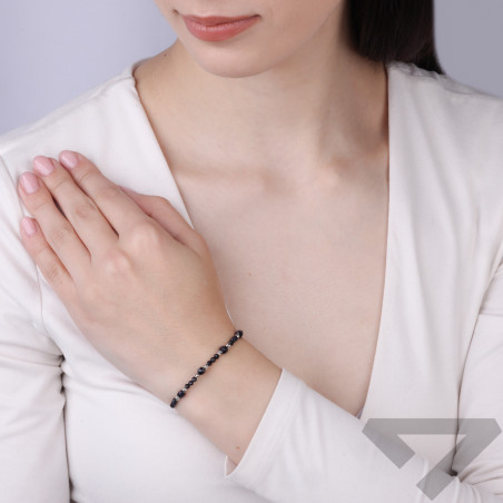 Bransoletka sznurkowa z nocą Kairu, srebrne elementy próby 925