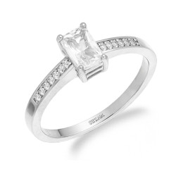 Pierścionek z prostokątną cyrkonią, srebro próby 925